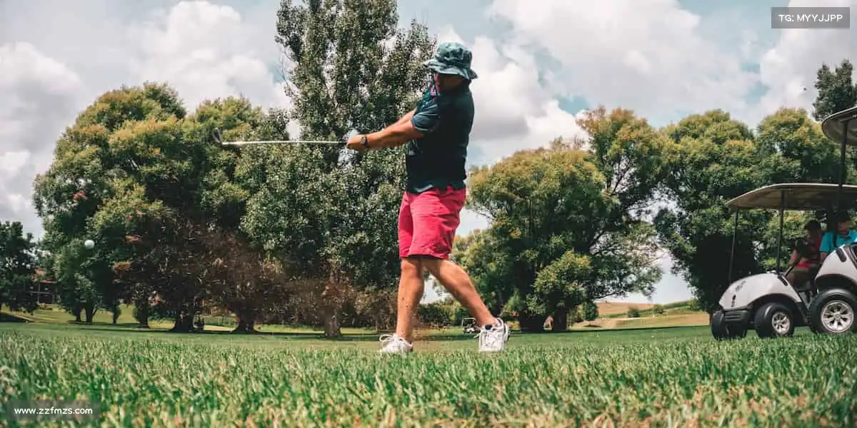 米兰🤼‍♂️超越对手，超越自己 —— 在体育的舞台，遇见更好的自己！